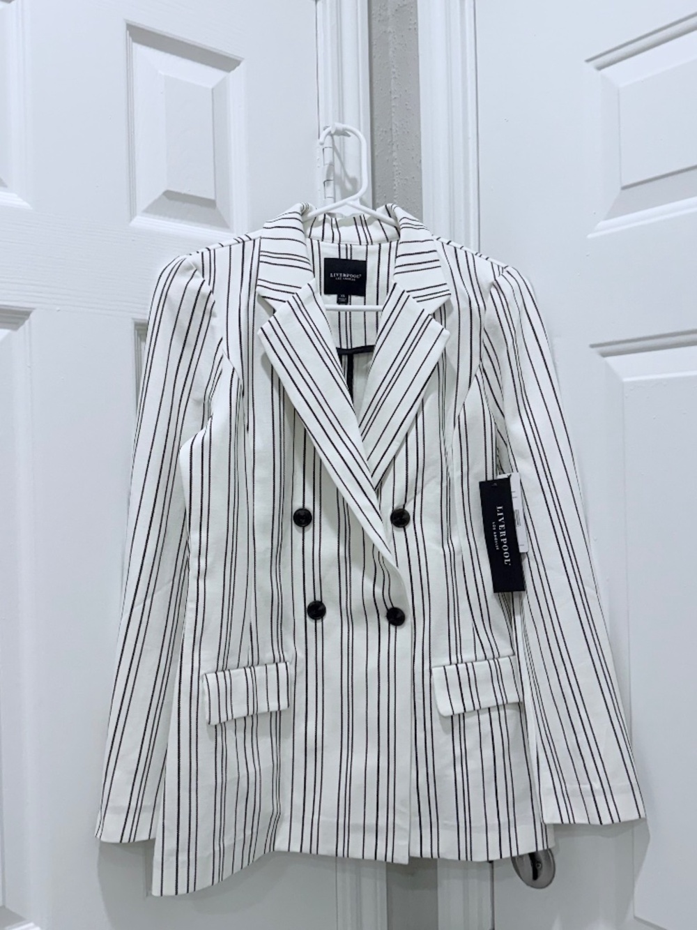 NWT Liverpool Los Angeles Pinstripe Blazer in XS - Picture 4 of 7
